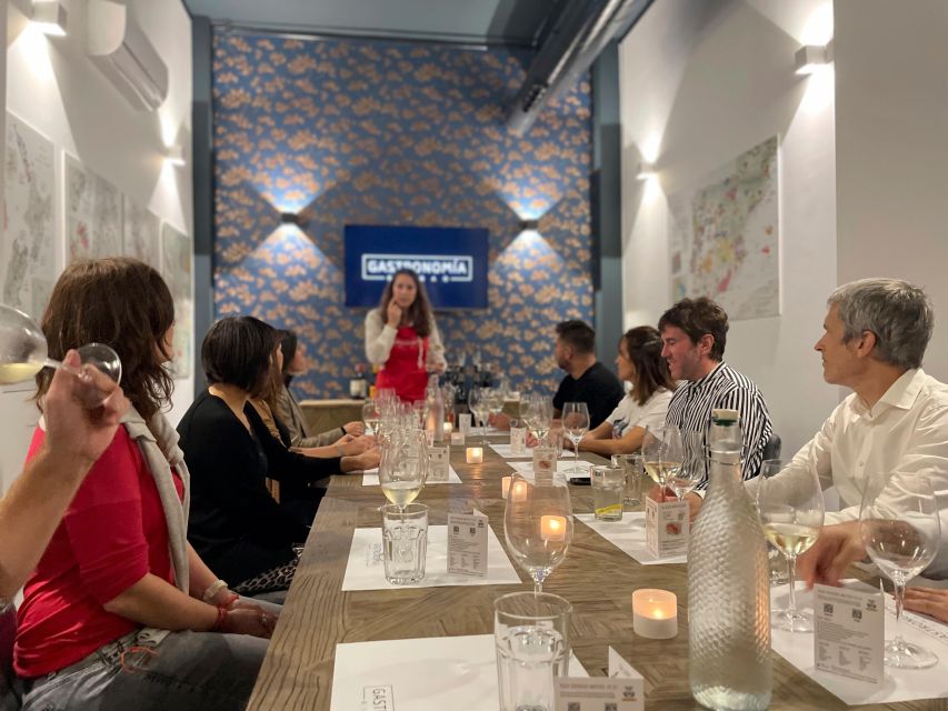 Unique Spanish Wine Tasting with Sommelier - In Bilbao - Cheese and charcuterie make the tasting feel complete