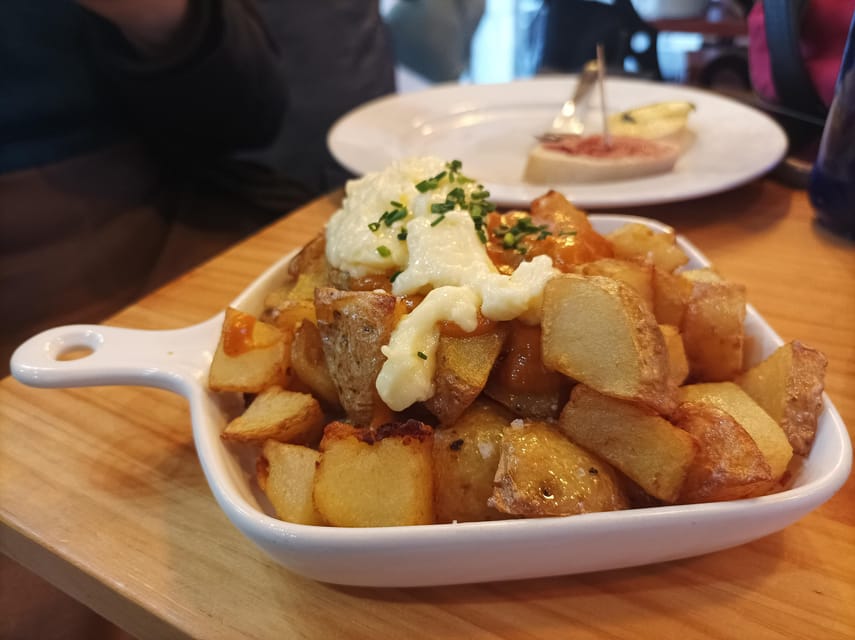 Valencia: Authentic Tapas & Drinks with a Local - Esgarraet, a distinctly Valencian salad