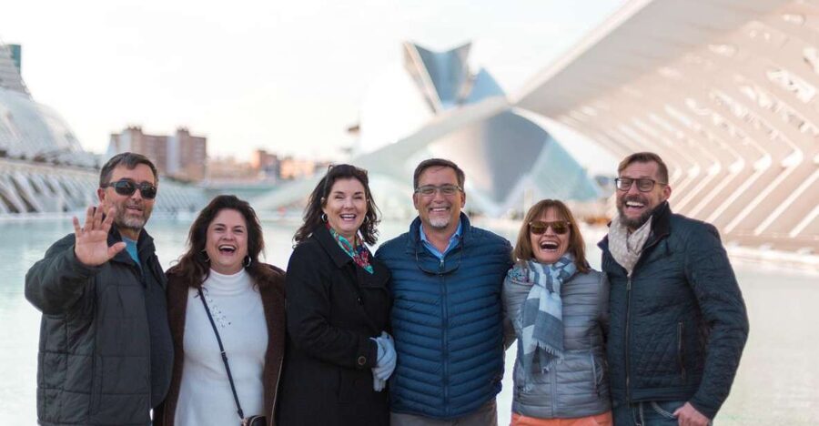 Valencia: City Tour with Tapas Shore Excursion - A long lunch inside an 11th-century monument