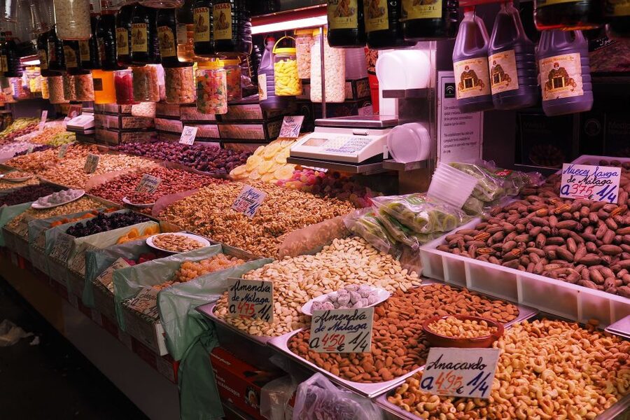Valencia: Guided City Walking Tour with Tapas Tastings - From the Silk Exchange to Plaza Redonda
