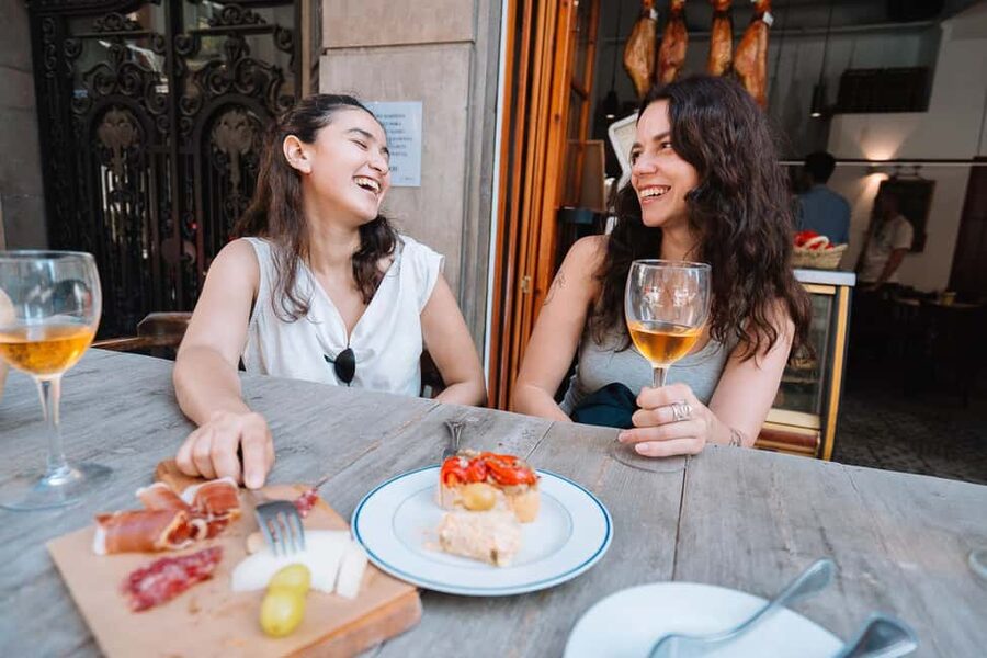 Valencia: Tapas and Drinks Evening Tour - Should you book the Valencia tapas tour?
