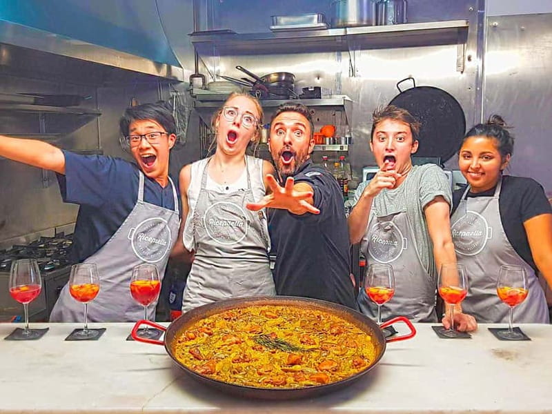 Valencia: Traditional Paella Cooking Class and Dinner - Fresh Valencian ingredients and the paella lesson
