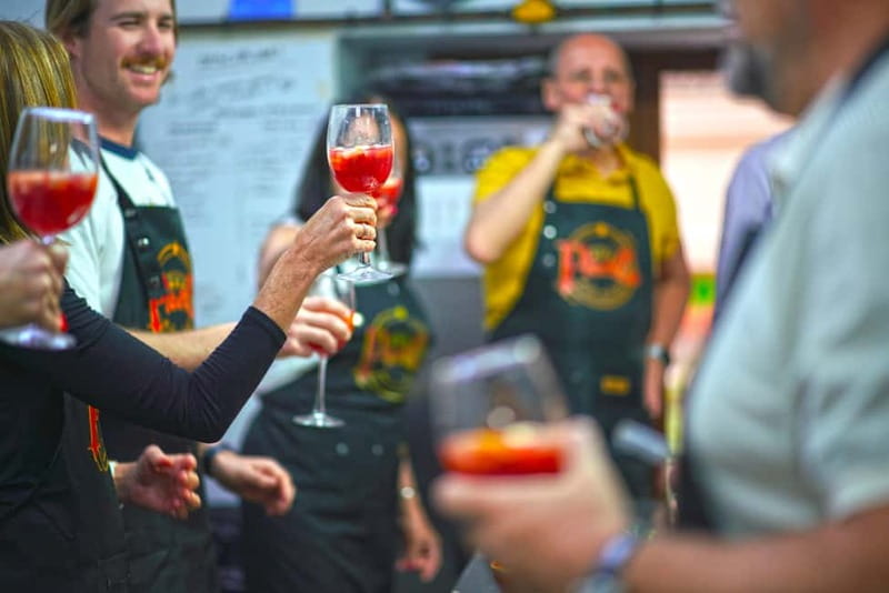 Valencia: Traditional Paella Cooking Class and Dinner - Should you book the Valencia paella class?