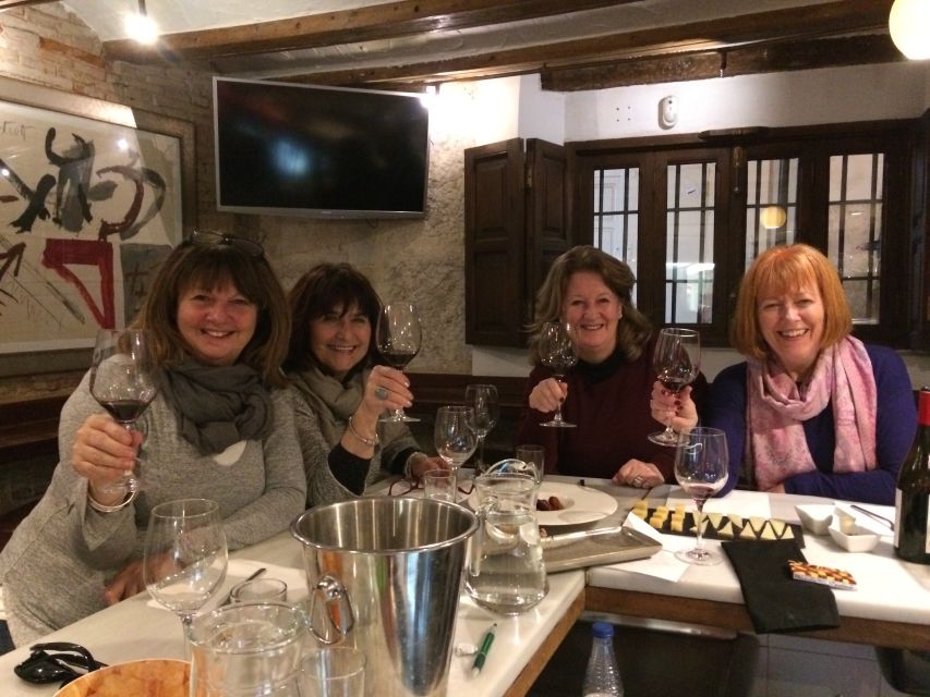 Valencia: Wine Tasting and Tapas Experience - Small groups and the chance of a private-style session