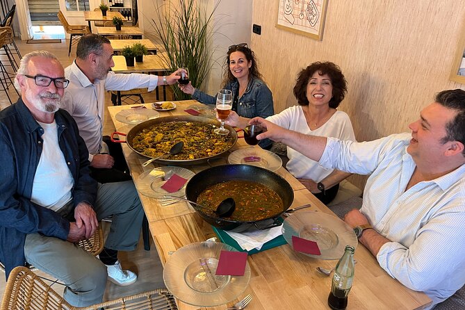 Valencian Paella class with welcome drinks and tapas - A Private Class Is Better for Couples and Families