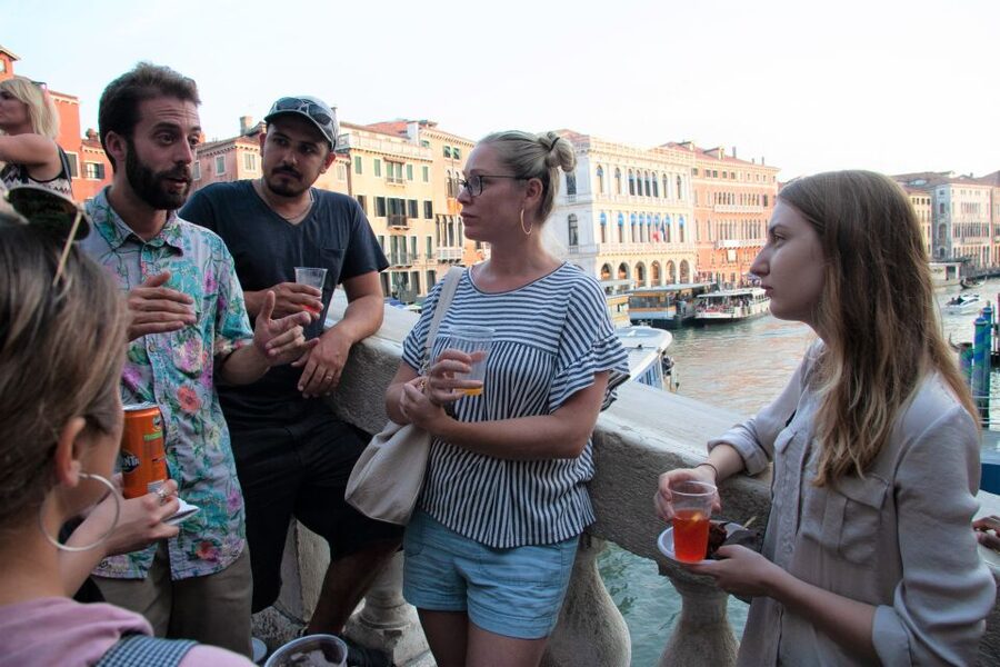Venice: Local Secrets of Venice Tapas & Wine Walking Tour - Key points to know before booking