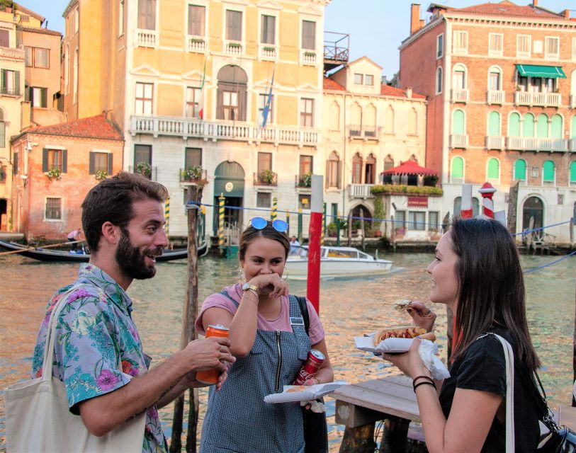 Venice: Local Secrets of Venice Tapas & Wine Walking Tour - Should you book it?
