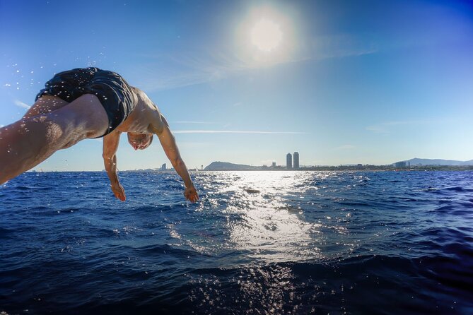 Vermut & Sailing Experience Barcelona with Drinks and Snacks - The 90-minute route and Barcelona views