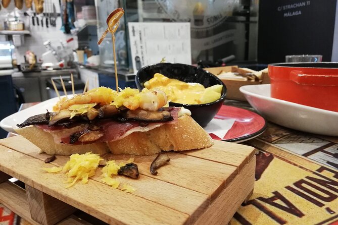 Wine and Tapas walking Tour in Malaga - Why this Malaga food walk works so well