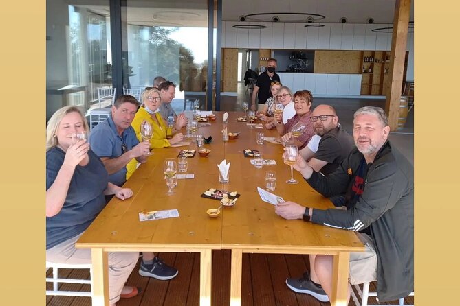 Wine Lovers: Winery Tour w/ Tasting & Tapas (Albufeira/Vilamoura) - Albufeira viewpoints and local stories