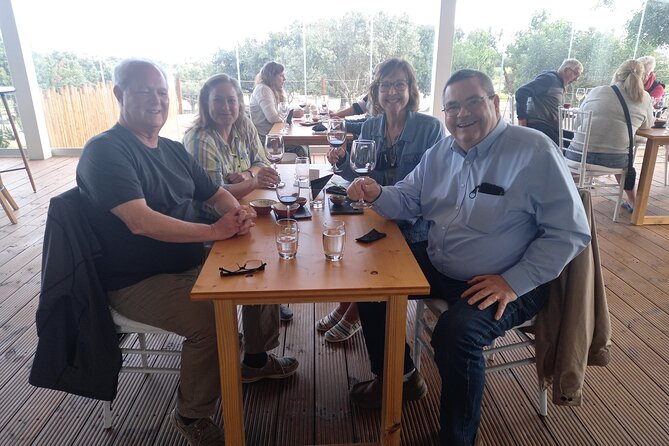 Wine Lovers: Winery Tour w/ Tasting & Tapas (Albufeira/Vilamoura) - The winery visit and its useful lessons