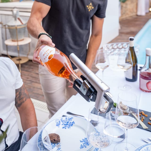 WINE TASTING & TAPAS IN THE HEART OF FARO - Who should book this experience